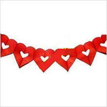 Длинная бумажная гирлянда для декорирования "Сердца" (красный, 4 м)