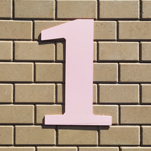Деревянная цифра на детский праздник "1" (розовый), 50х30 см